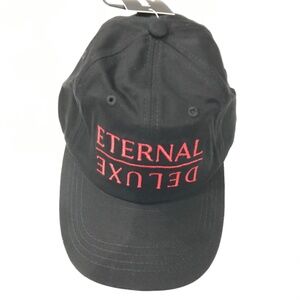 NWT Forever 21 100% Cotton Eternal Deluxe Baseball Cap Black Red